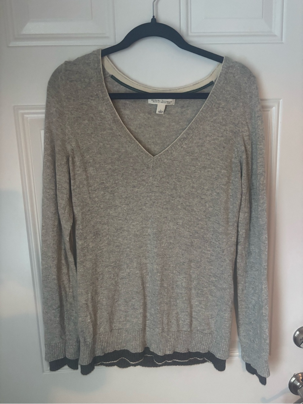 Banana Republic Light Gray V-Neck Sweater with Dark Trim